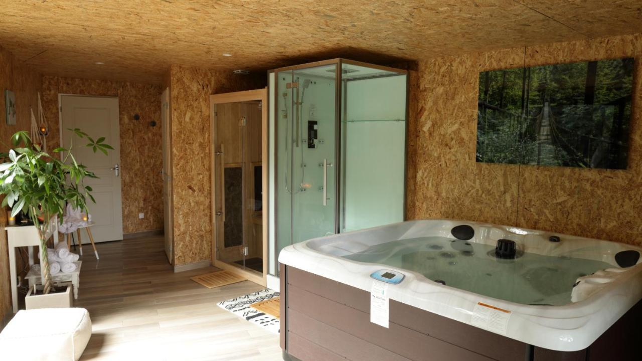 La Fresnaie : Chambres ,Table D'Hotes & Spa Tille Exterior photo